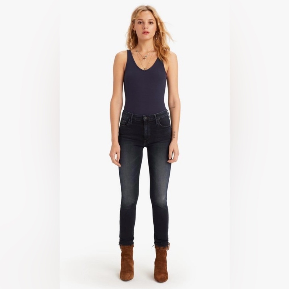 RARE MOTHER NWT HIGH WAISTED LOOKER ANKLE FRAY in Last Call— 26